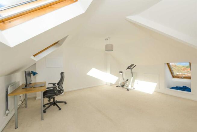 Photo 12