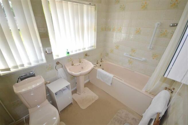 Photo 11