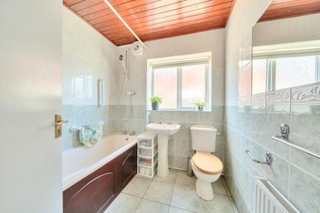 3 bed Semi-Detached Bungalow for sale Image 6