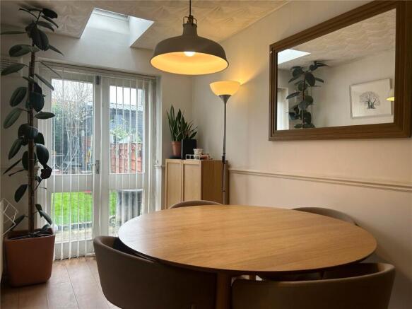 2 bed Semi-Detached for sale Image 7