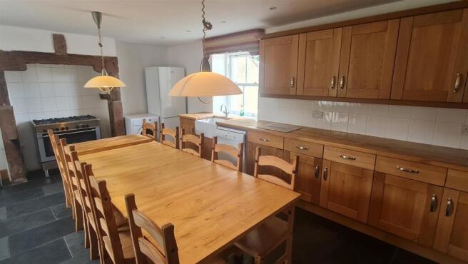 FARMHOUSE KITCHEN & DINING ROOM