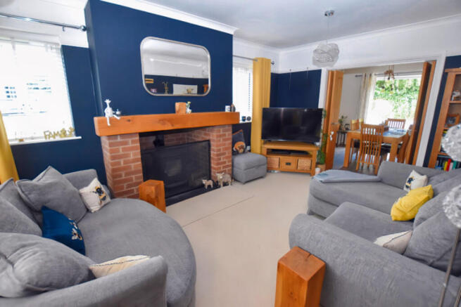 Lounge 1b