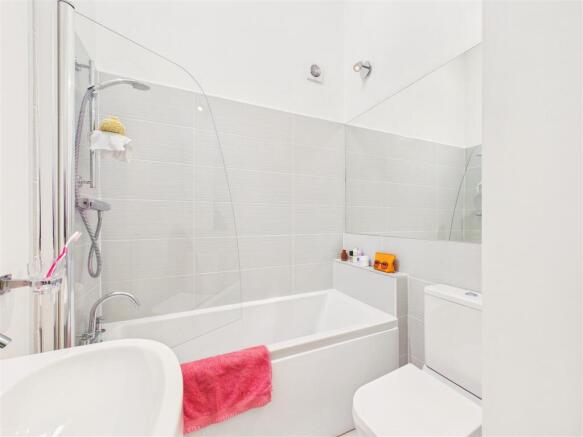 3 bed Detached for sale Image 12