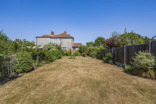 Canterbury Avenue, Sidcup, DA15 9AY photo 4