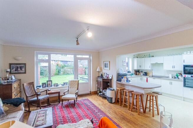 Family Room & Dining Kitchen