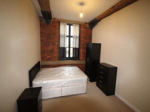 1 bed Flat to rent Image 4