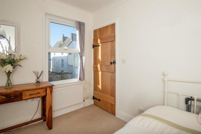 Bedroom 2.jpg