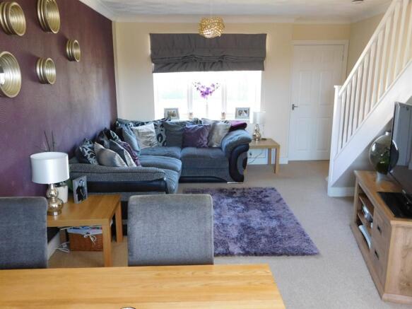 Lounge 1