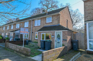 74, Bondfields Crescent, Havant PO9 5ER