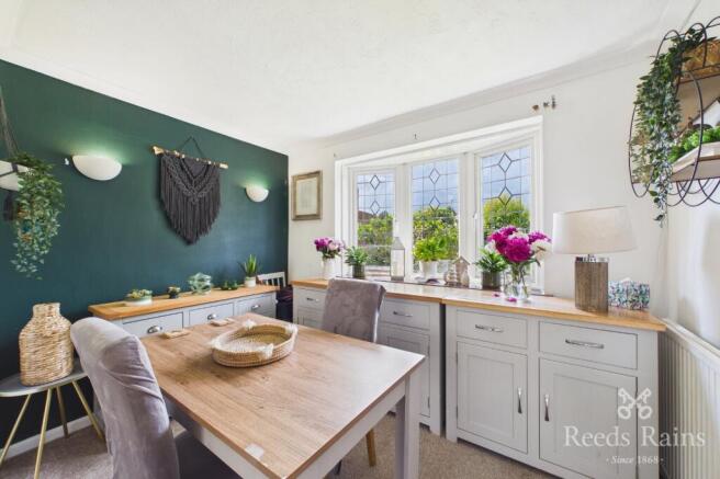 2 bed Semi-Detached for sale Image 5