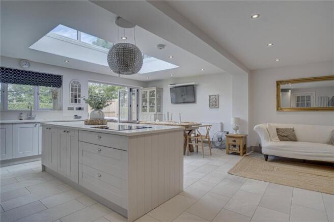 Kitchen/ Reception