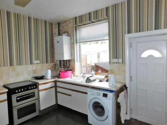 2 bed Terraced for sale Image 6