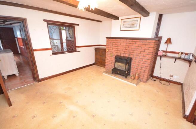 SITTING ROOM