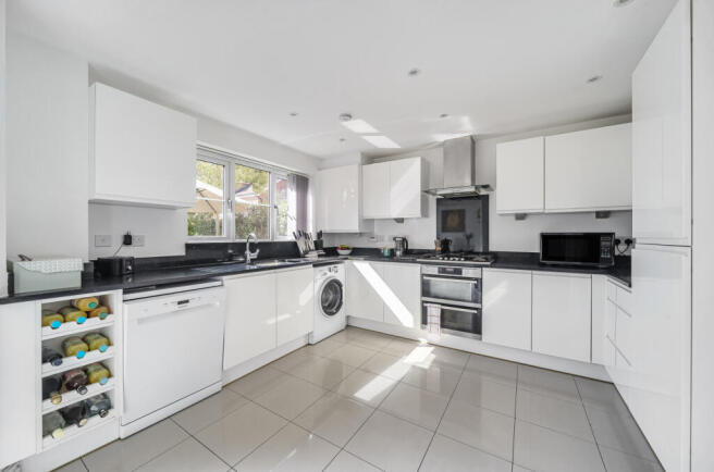 1347955-14-68bb18...