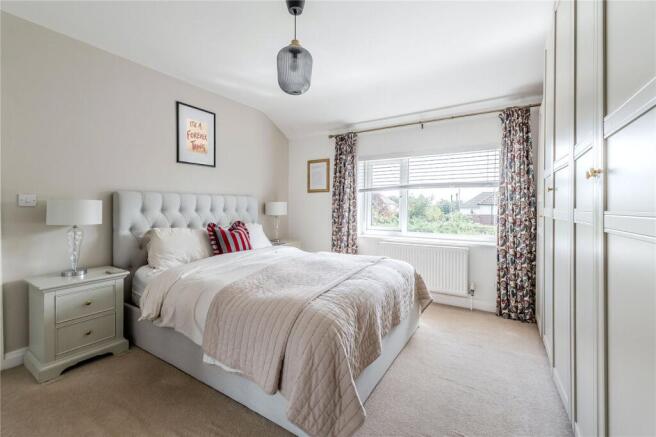 3 bed Semi-Detached for sale Image 8