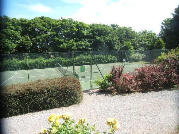 tennis court.jpeg