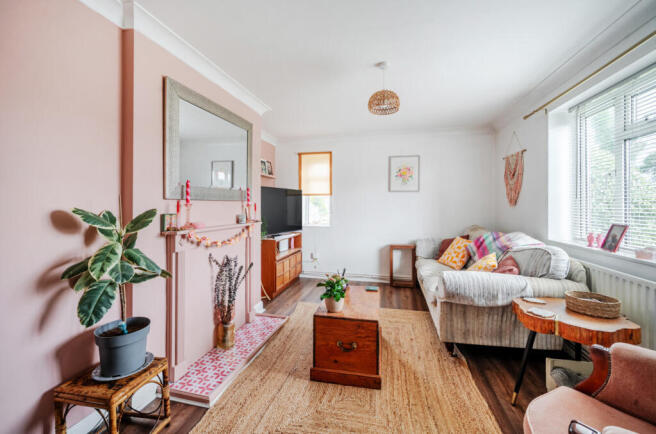 1430933-3-69b7f9f...