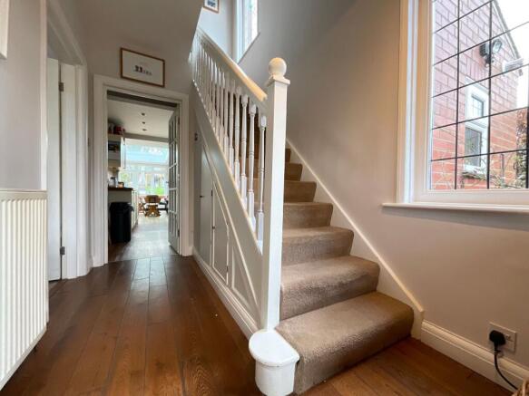 4 bed Semi-Detached for sale Image 11