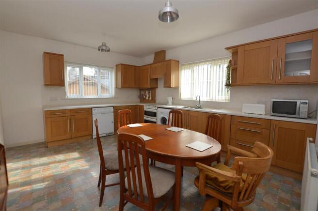 Kitchen/Dining Room