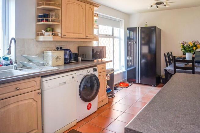 Kitchen/Dining Room