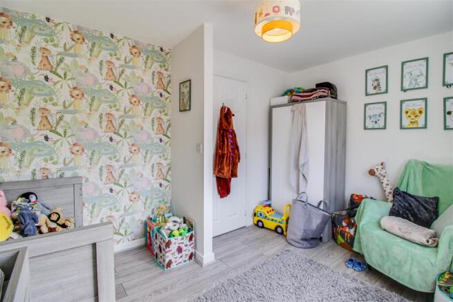 3 bed Town House for sale Image 7