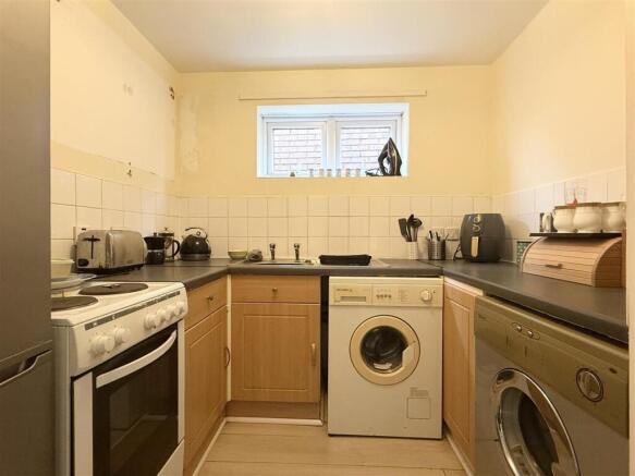 Hamilton Close, Hednesford photo 3