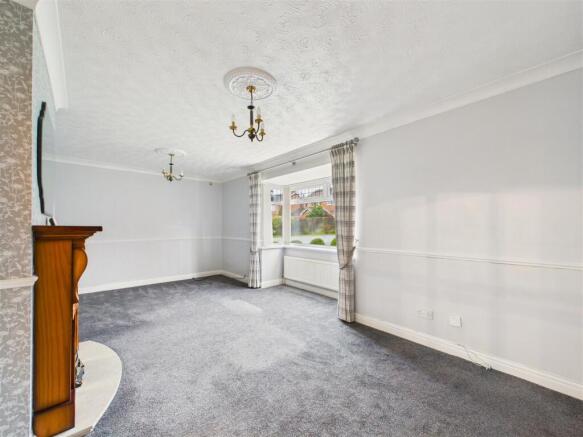 2 bed Detached Bungalow for sale Image 6