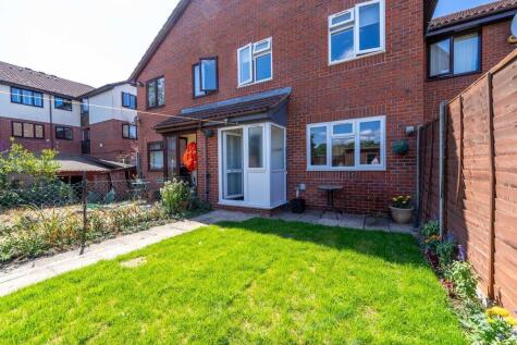 Scotts Avenue, Sunbury-On-Thames, TW16 7HZ