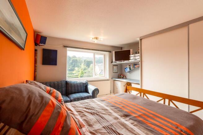Bedroom 2 (Double)