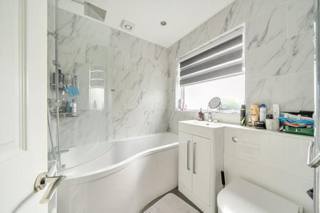 3 bed Terraced for sale Image 8