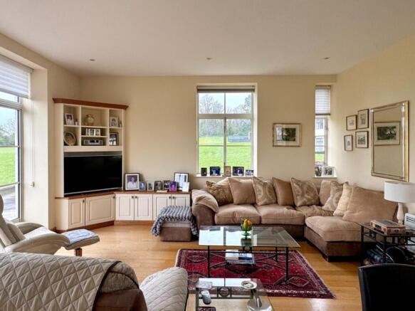 Open Plan Living/Dining/Kitchen