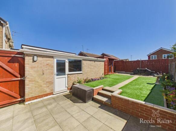 3 bed Semi-Detached for sale Image 9
