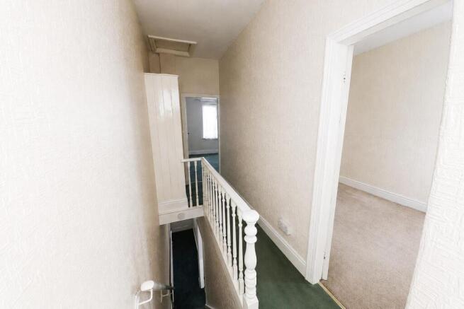 3 bed Terraced for sale Image 10