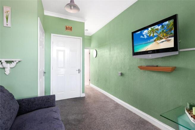 4 bed Semi-Detached for sale Image 7