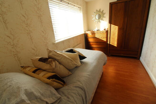 Bromley bed 2