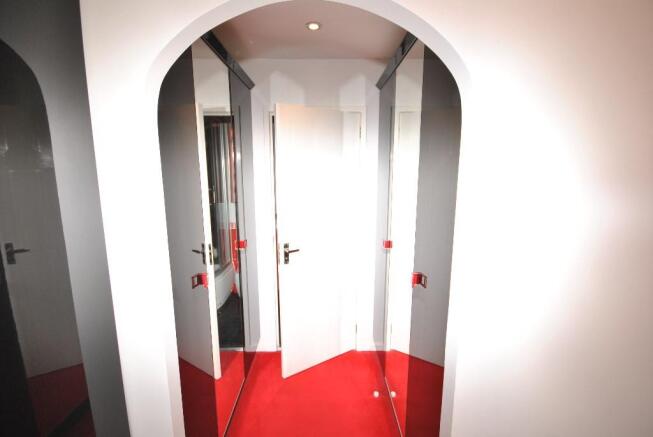 DRESSING ROOM