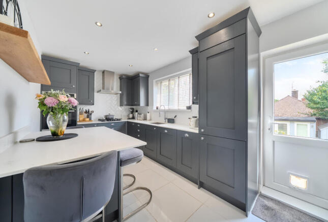 1330413-7-688a2b8...