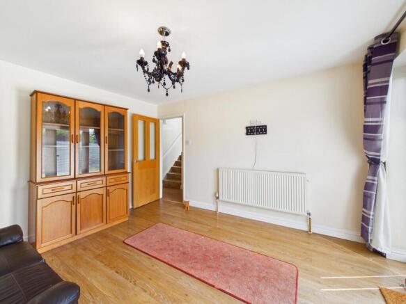 3 bed Semi-Detached Bungalow for sale Image 9
