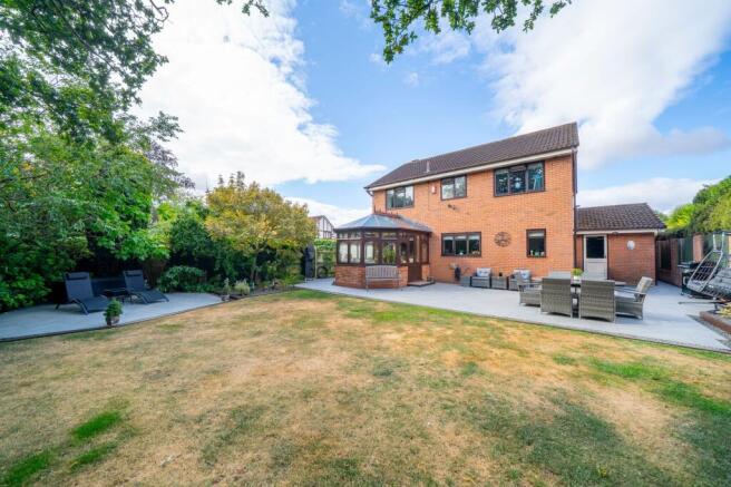 Deightons Close, Bridgnorth, WV16 photo 4