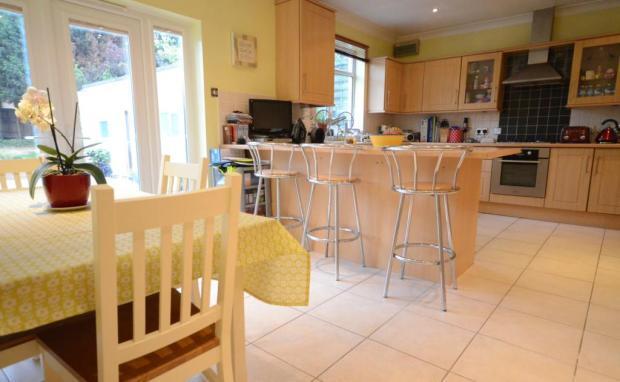 Kitchen/Breakfast