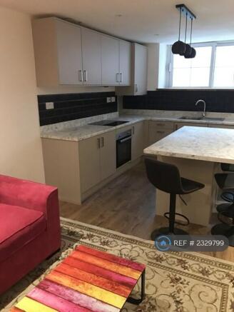 4 bed Flat to rent in sheffield