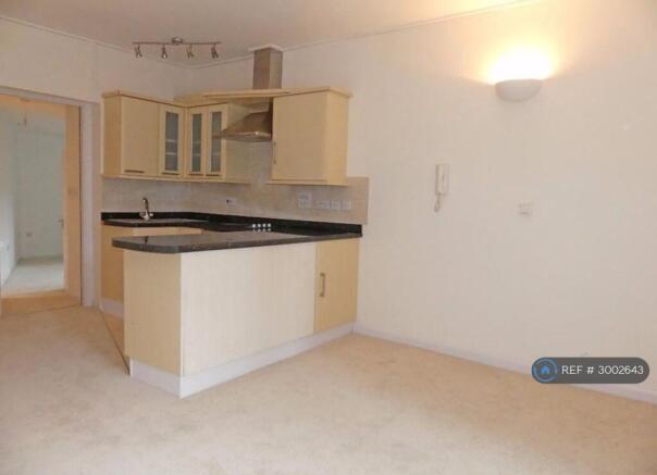 Lounge / Kitchen
