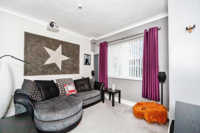 Bed 3/Cinema Room