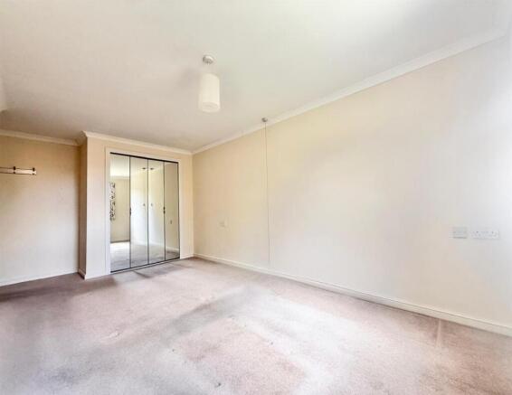 Bedroom 1.jpeg