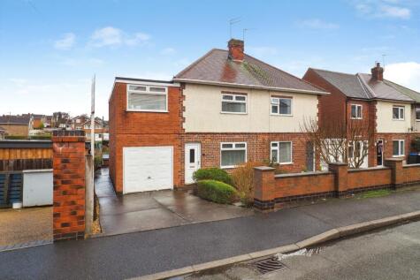 North Hill Crescent, Hucknall, Nottingham, Nottinghamshire, NG15