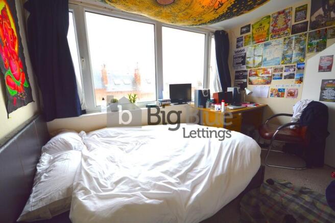 5 bed House Share to rent Image 10