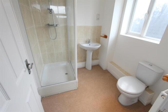 EN SUITE SHOWER ROOM