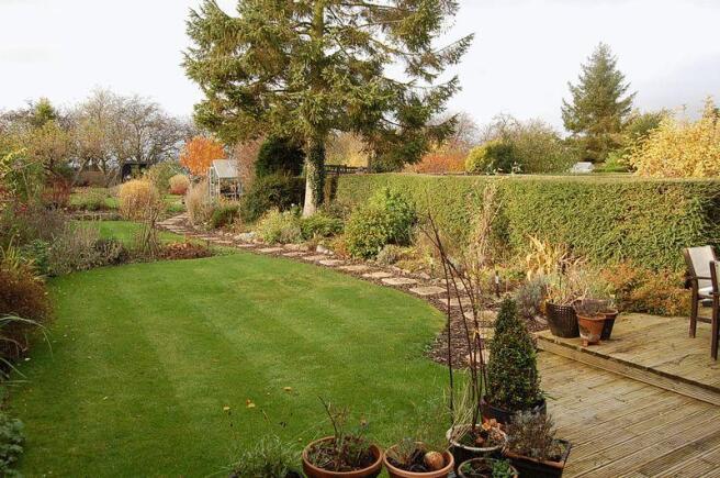 garden main