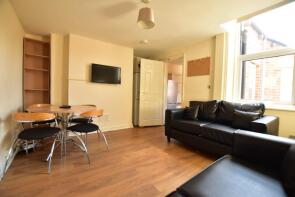 37, Myrtle Grove, Newcastle Upon Tyne NE2 3HT