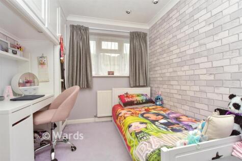 Brenzett Close, Walderslade, Chatham, Kent